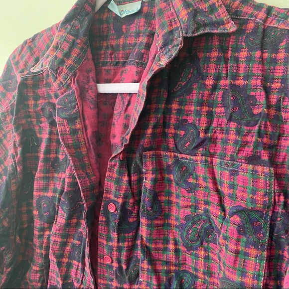 VINTAGE Plaid Collar Shirt / Top Super Cute Pattern Unique - Picture 3 of 4
